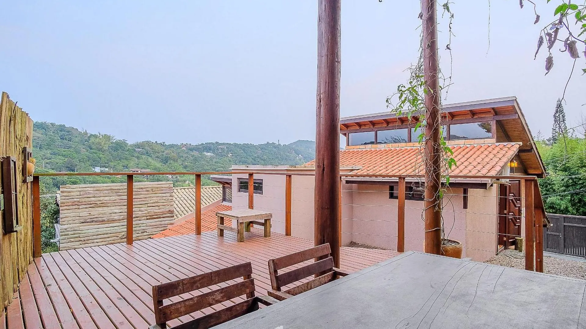 אימביטובה Casa C/Vista Para O Vale Prox. Do Centro - Mrv0001